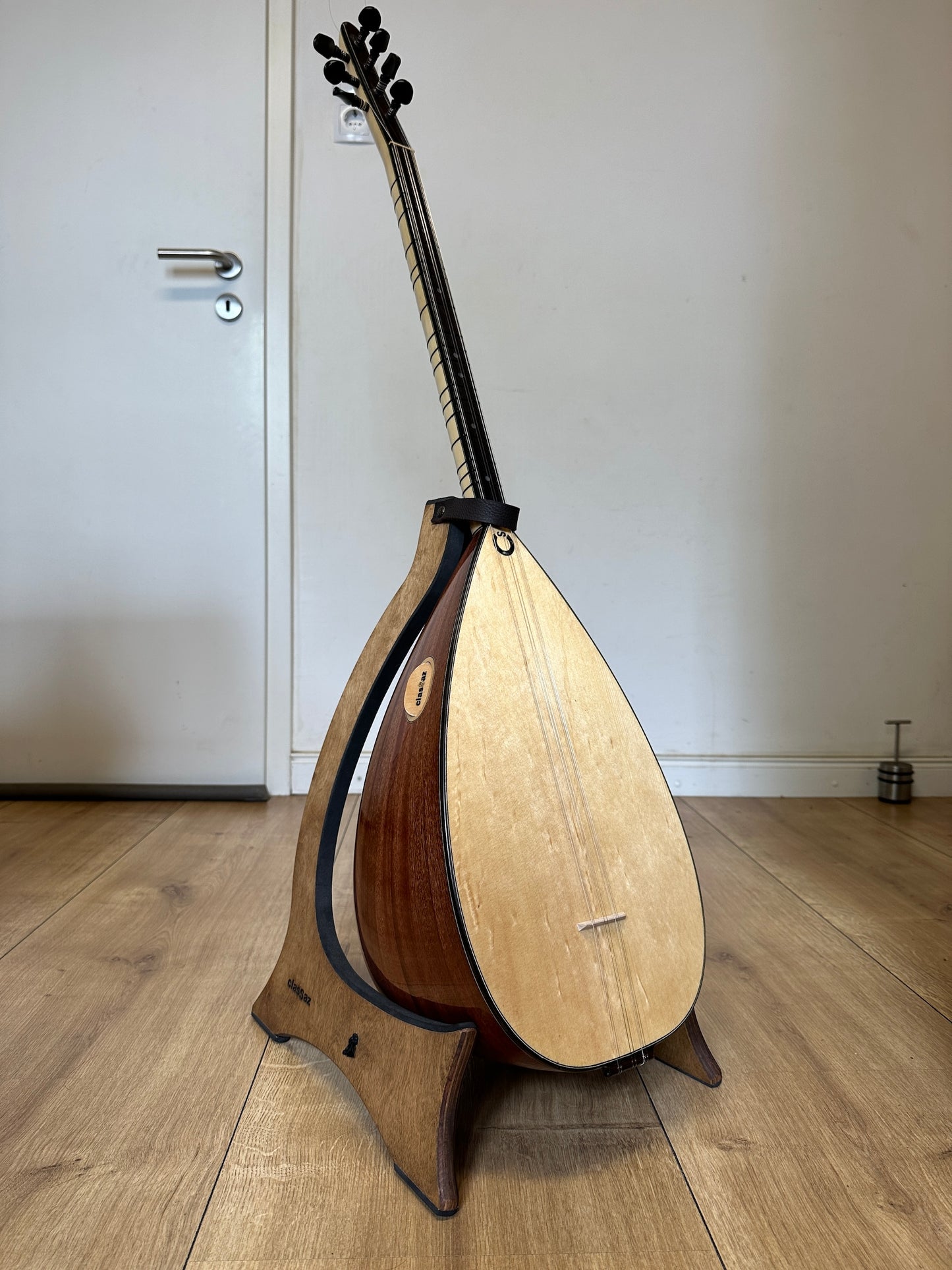 Classaz 42'lik Kısa Sap Profesyonel Maun Bağlama | Ürün Kodu: CM001